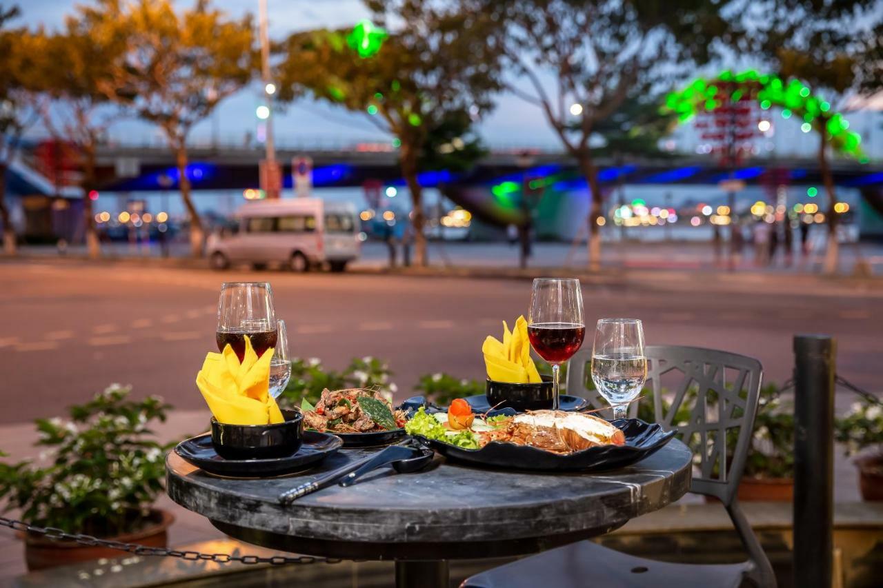 Da Nang Riverside Hotel מראה חיצוני תמונה